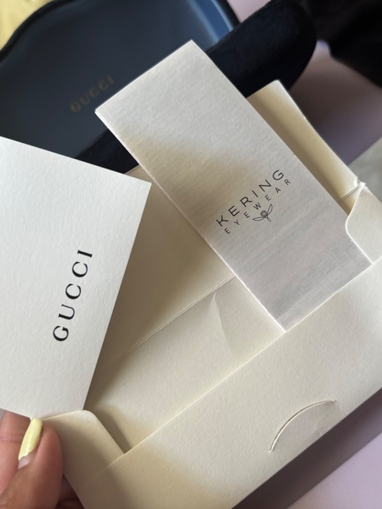 Women’s Gucci sunglasses main image 6